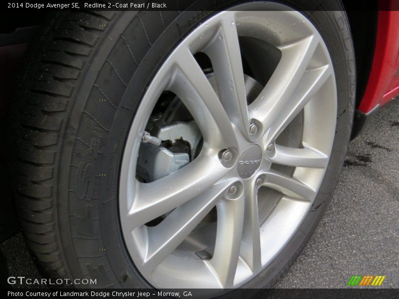 Redline 2-Coat Pearl / Black 2014 Dodge Avenger SE