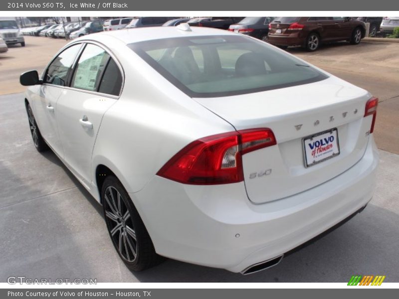 Ice White / Off Black 2014 Volvo S60 T5