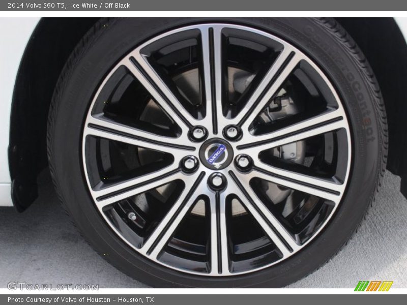 Ice White / Off Black 2014 Volvo S60 T5