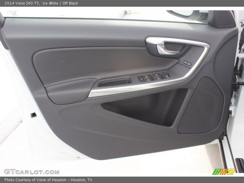 Ice White / Off Black 2014 Volvo S60 T5