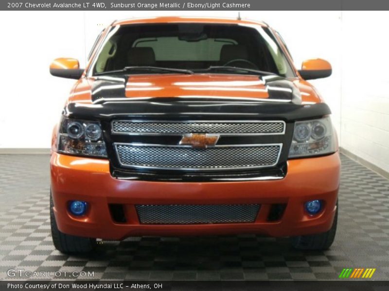 Sunburst Orange Metallic / Ebony/Light Cashmere 2007 Chevrolet Avalanche LT 4WD