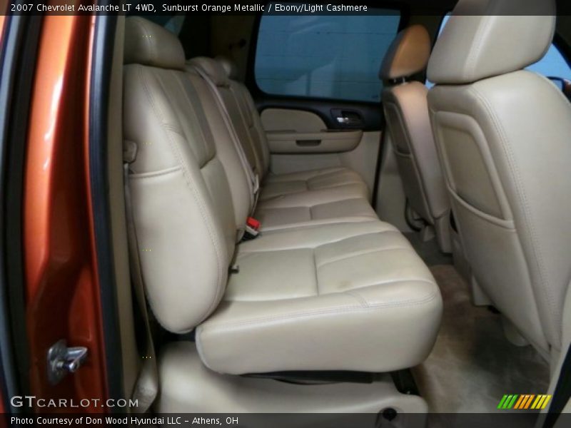 Sunburst Orange Metallic / Ebony/Light Cashmere 2007 Chevrolet Avalanche LT 4WD