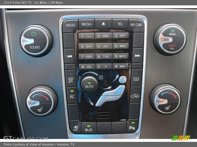 Ice White / Off Black 2014 Volvo S60 T5