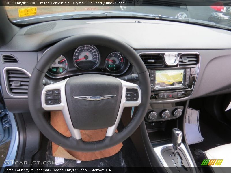 Dashboard of 2014 200 Limited Convertible