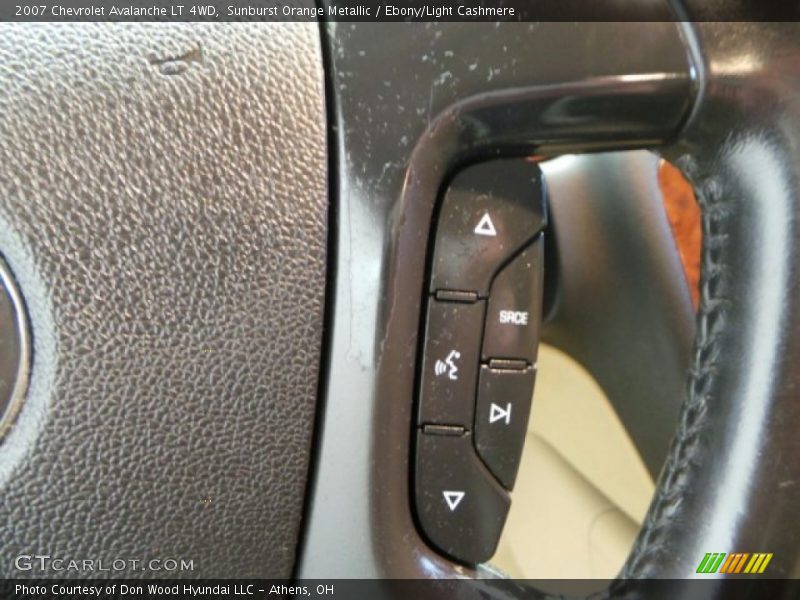 Sunburst Orange Metallic / Ebony/Light Cashmere 2007 Chevrolet Avalanche LT 4WD