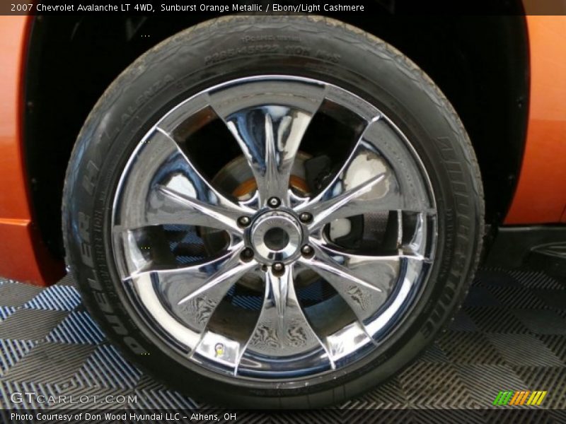 Sunburst Orange Metallic / Ebony/Light Cashmere 2007 Chevrolet Avalanche LT 4WD