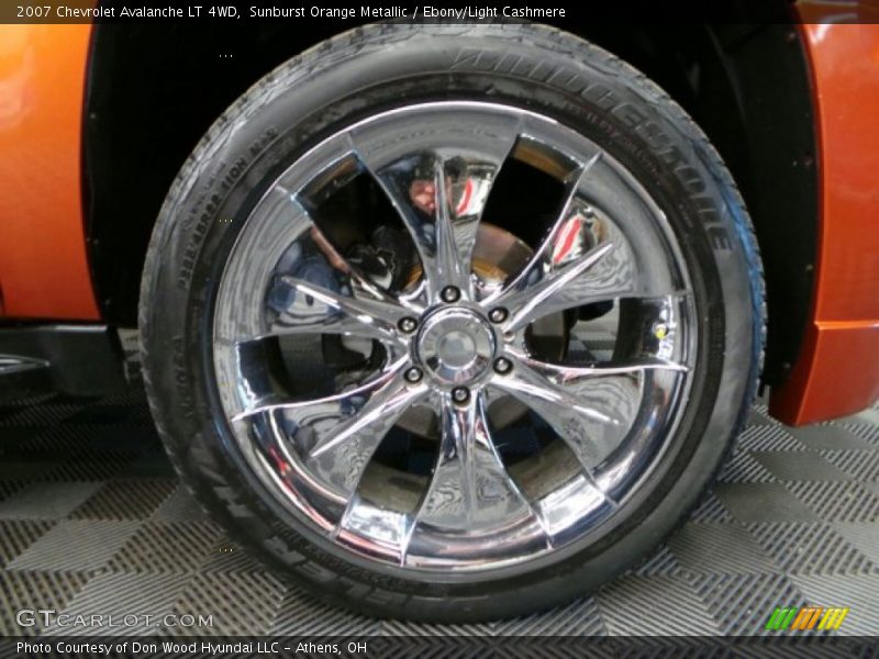 Sunburst Orange Metallic / Ebony/Light Cashmere 2007 Chevrolet Avalanche LT 4WD