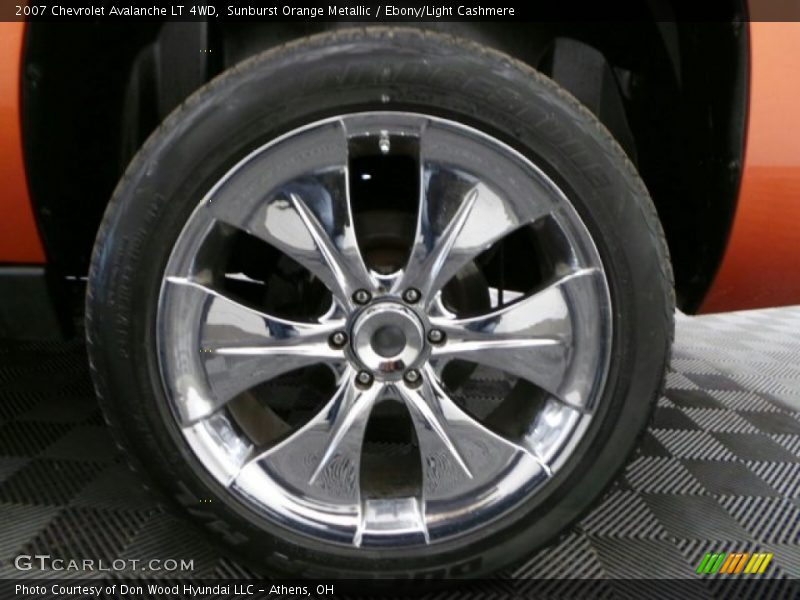 Sunburst Orange Metallic / Ebony/Light Cashmere 2007 Chevrolet Avalanche LT 4WD