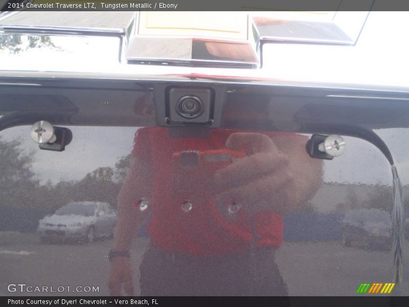 Tungsten Metallic / Ebony 2014 Chevrolet Traverse LTZ
