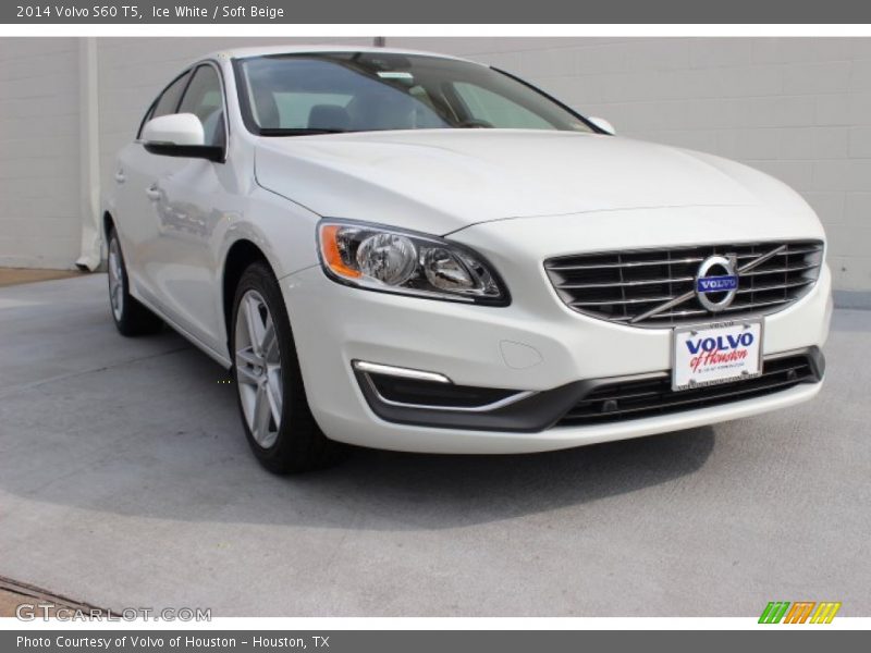 Ice White / Soft Beige 2014 Volvo S60 T5