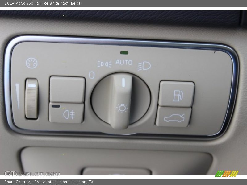 Ice White / Soft Beige 2014 Volvo S60 T5