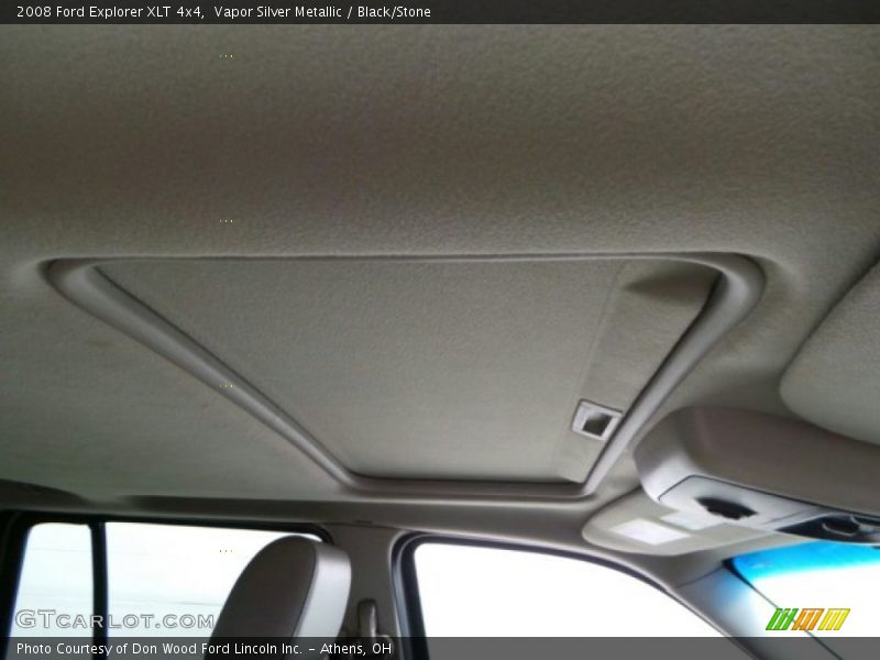 Vapor Silver Metallic / Black/Stone 2008 Ford Explorer XLT 4x4