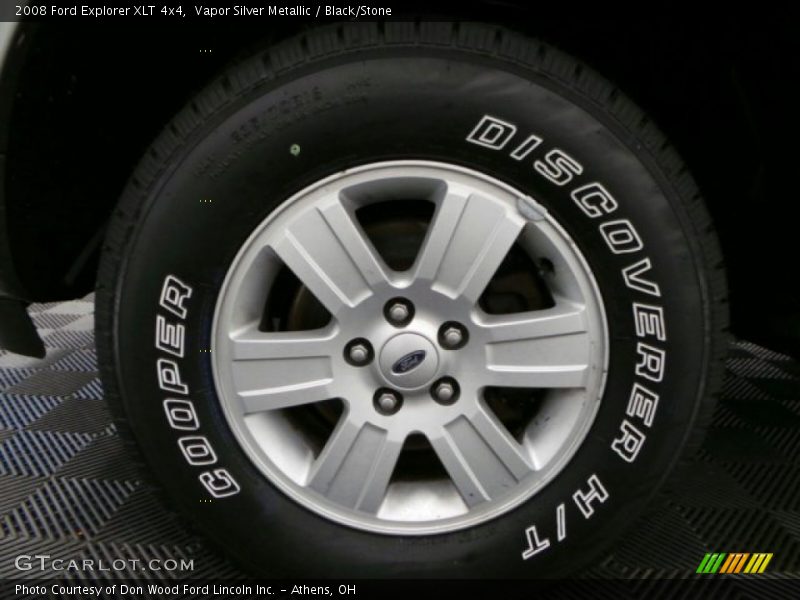 Vapor Silver Metallic / Black/Stone 2008 Ford Explorer XLT 4x4