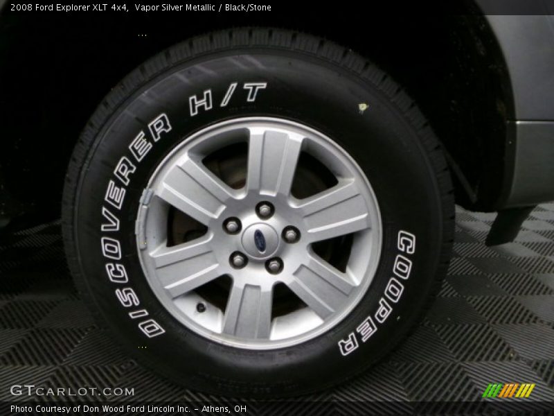 Vapor Silver Metallic / Black/Stone 2008 Ford Explorer XLT 4x4
