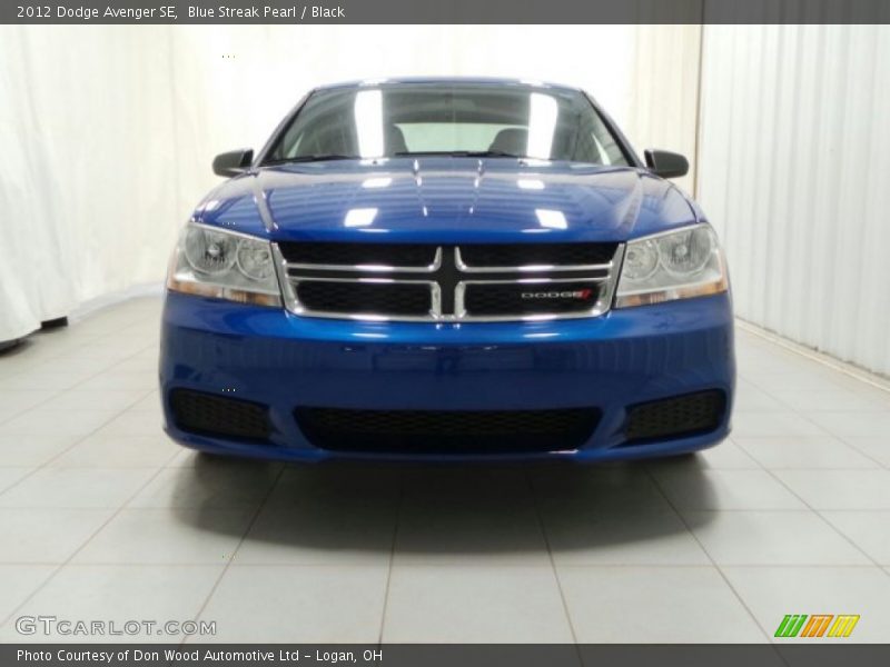 Blue Streak Pearl / Black 2012 Dodge Avenger SE