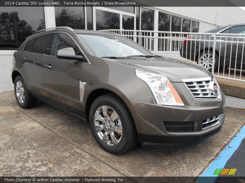 Front 3/4 View of 2014 SRX Luxury AWD