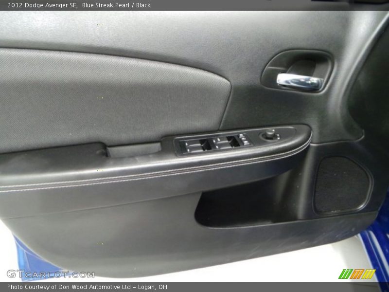 Blue Streak Pearl / Black 2012 Dodge Avenger SE