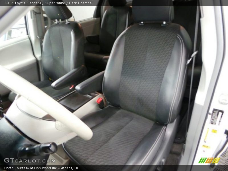 Super White / Dark Charcoal 2012 Toyota Sienna SE
