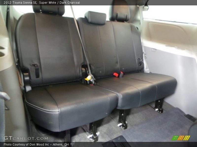 Super White / Dark Charcoal 2012 Toyota Sienna SE