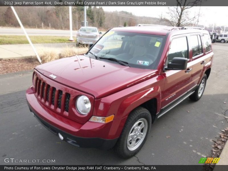 Front 3/4 View of 2012 Patriot Sport 4x4