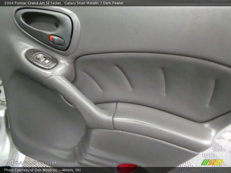 Galaxy Silver Metallic / Dark Pewter 2004 Pontiac Grand Am SE Sedan