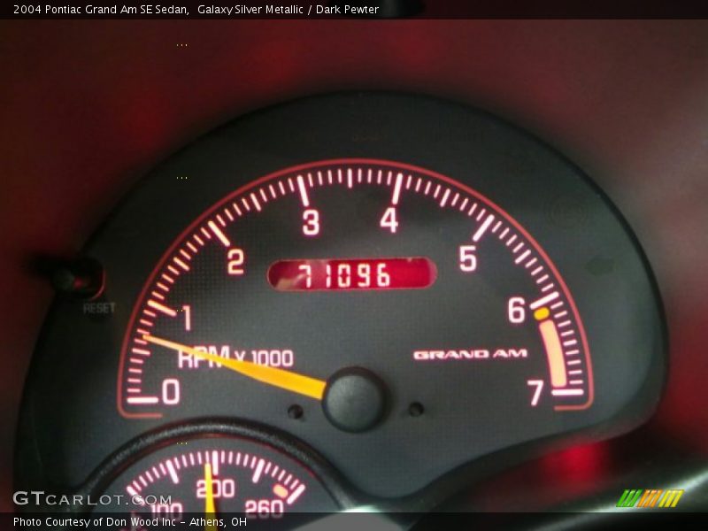 Galaxy Silver Metallic / Dark Pewter 2004 Pontiac Grand Am SE Sedan