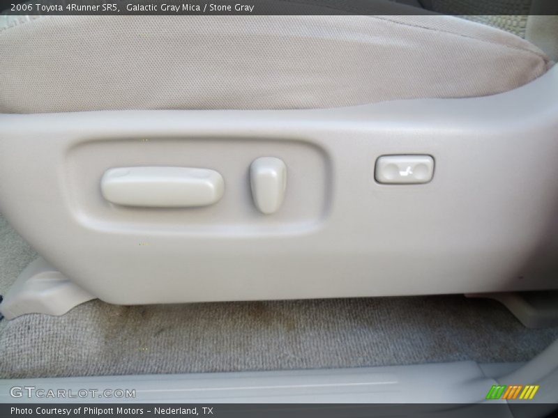 Galactic Gray Mica / Stone Gray 2006 Toyota 4Runner SR5