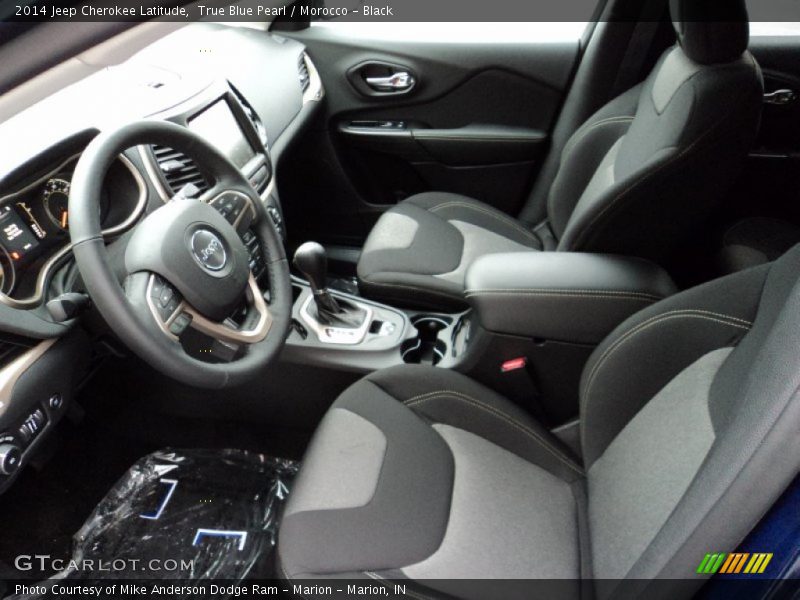 Front Seat of 2014 Cherokee Latitude