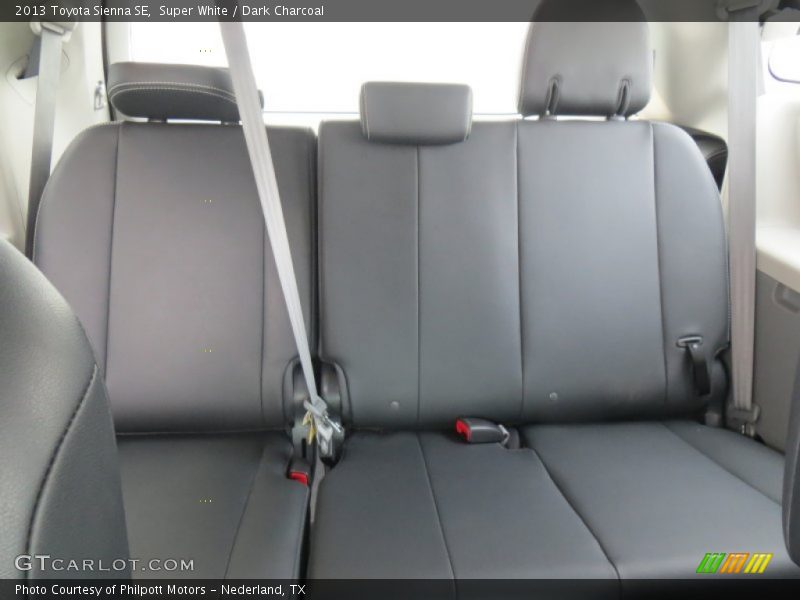 Super White / Dark Charcoal 2013 Toyota Sienna SE