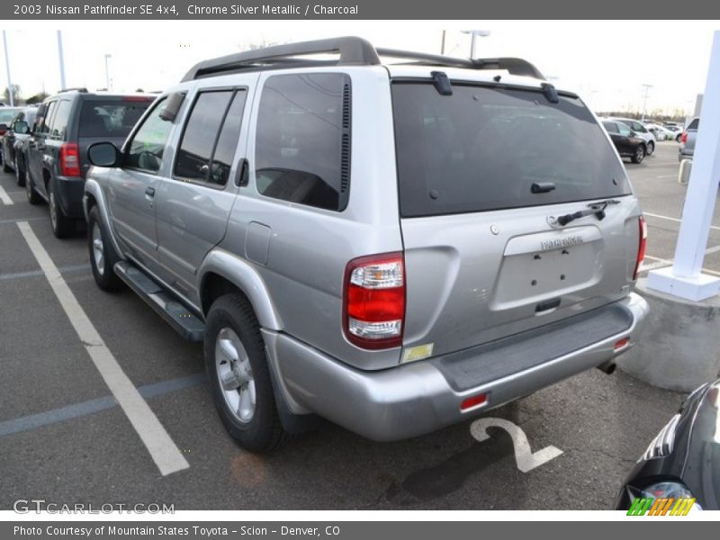 Chrome Silver Metallic / Charcoal 2003 Nissan Pathfinder SE 4x4