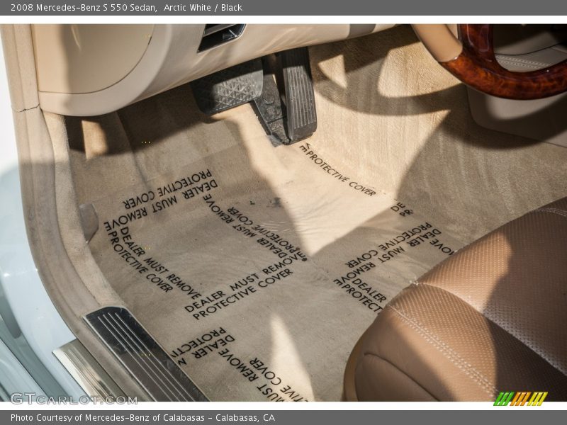 Arctic White / Black 2008 Mercedes-Benz S 550 Sedan