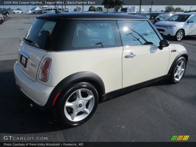 Pepper White / Black/Panther Black 2006 Mini Cooper Hardtop