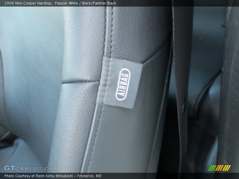 Pepper White / Black/Panther Black 2006 Mini Cooper Hardtop