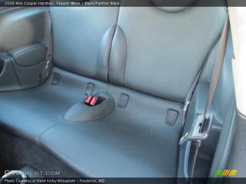 Pepper White / Black/Panther Black 2006 Mini Cooper Hardtop