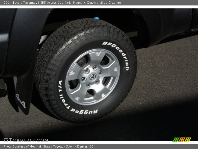 Magnetic Gray Metallic / Graphite 2014 Toyota Tacoma V6 SR5 Access Cab 4x4