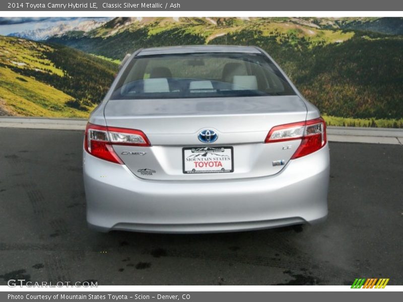 Classic Silver Metallic / Ash 2014 Toyota Camry Hybrid LE