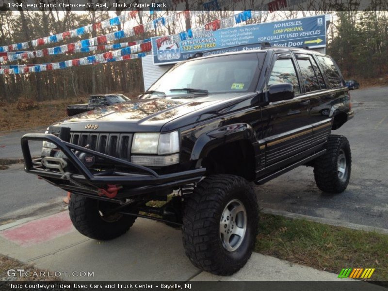 Black / Agate Black 1994 Jeep Grand Cherokee SE 4x4