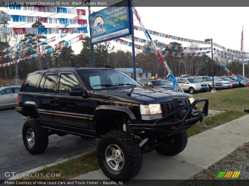 Black / Agate Black 1994 Jeep Grand Cherokee SE 4x4