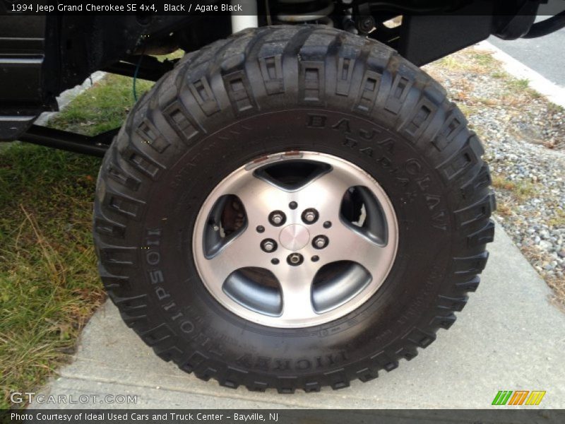  1994 Grand Cherokee SE 4x4 Wheel