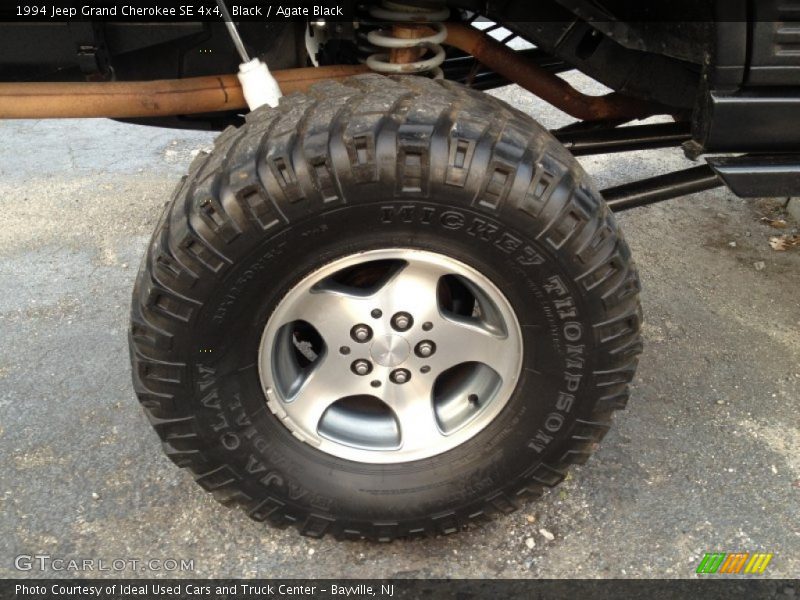  1994 Grand Cherokee SE 4x4 Wheel
