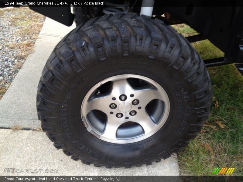 Black / Agate Black 1994 Jeep Grand Cherokee SE 4x4