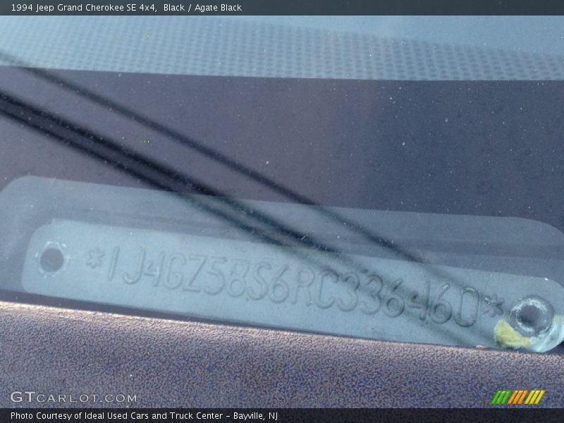 Black / Agate Black 1994 Jeep Grand Cherokee SE 4x4