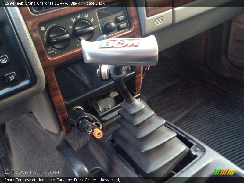 Black / Agate Black 1994 Jeep Grand Cherokee SE 4x4