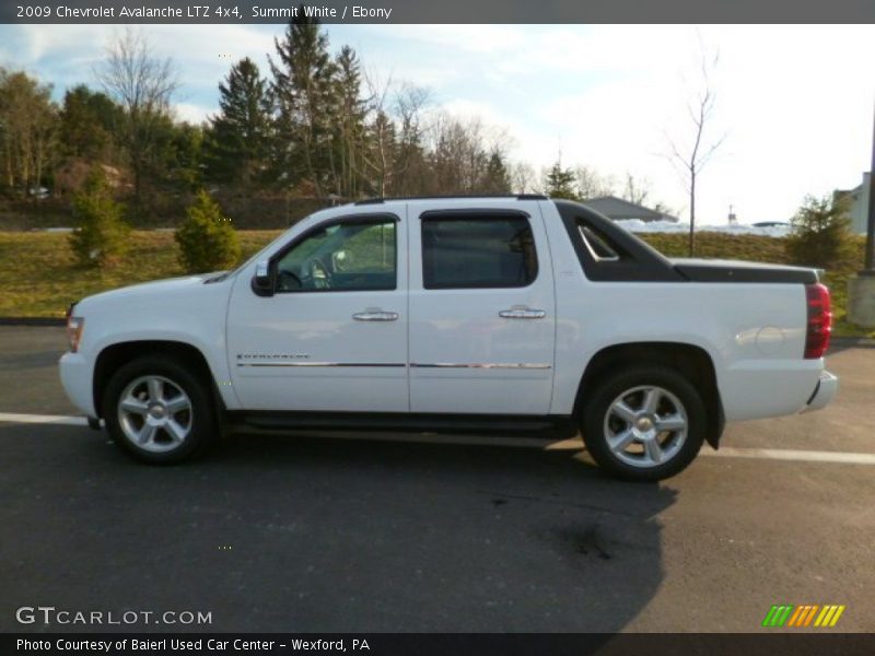 Summit White / Ebony 2009 Chevrolet Avalanche LTZ 4x4