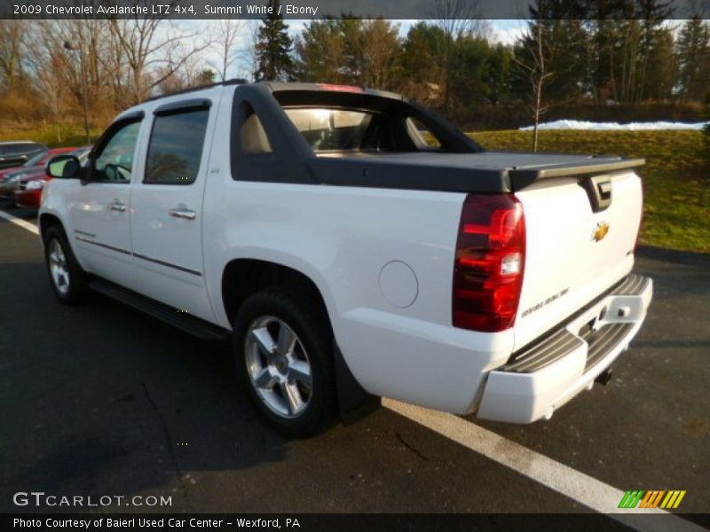 Summit White / Ebony 2009 Chevrolet Avalanche LTZ 4x4