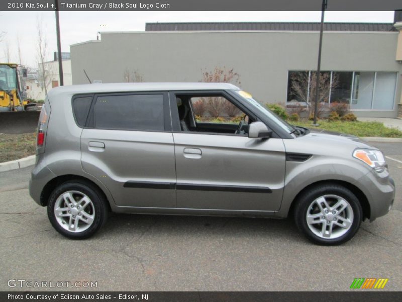 Titanium Gray / Black Soul Logo Cloth 2010 Kia Soul +