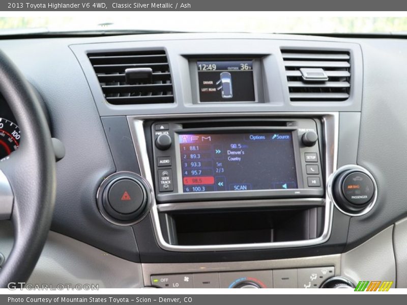 Classic Silver Metallic / Ash 2013 Toyota Highlander V6 4WD