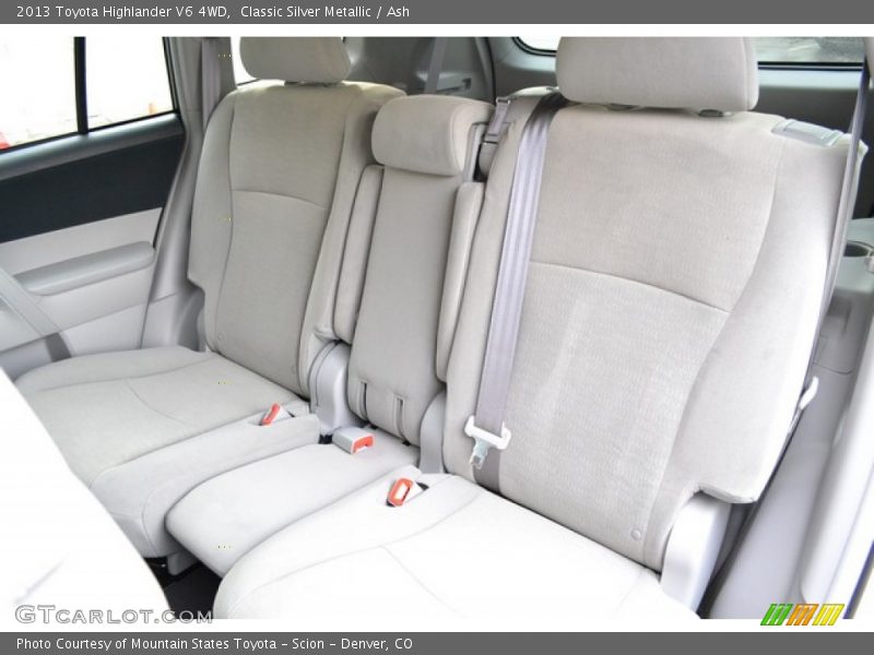 Classic Silver Metallic / Ash 2013 Toyota Highlander V6 4WD