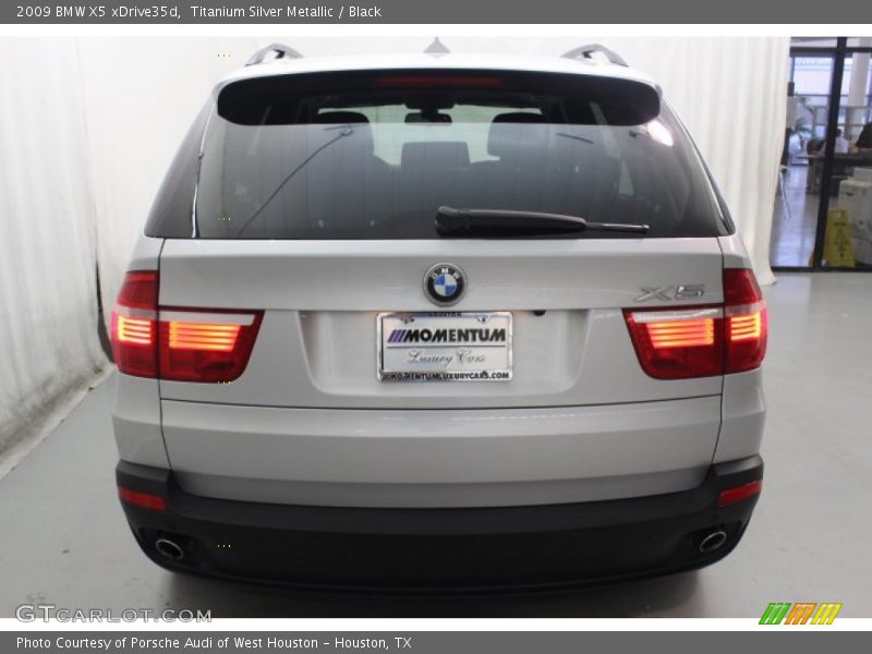 Titanium Silver Metallic / Black 2009 BMW X5 xDrive35d