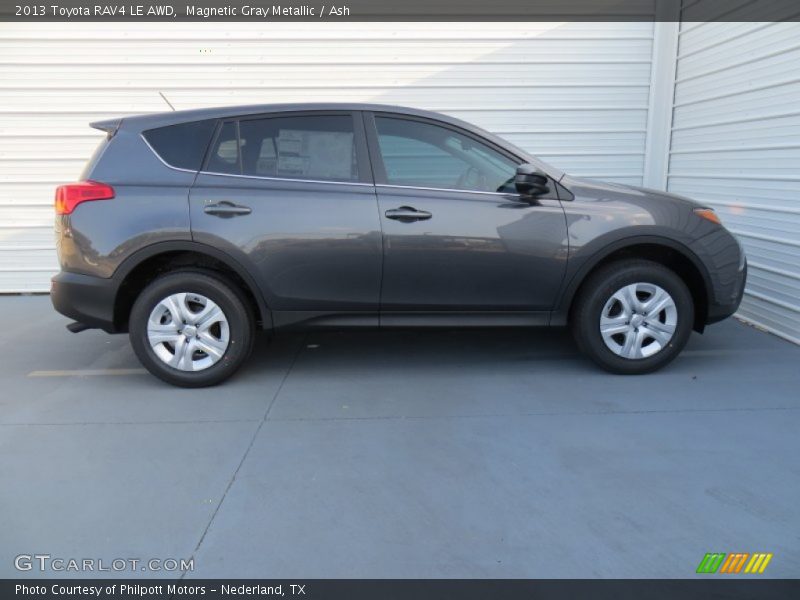 Magnetic Gray Metallic / Ash 2013 Toyota RAV4 LE AWD